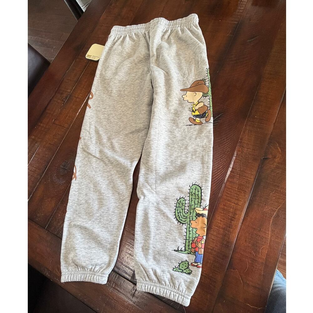 Aeropostale Snoopy Sweatpants NWT - Picture 2 of 3
